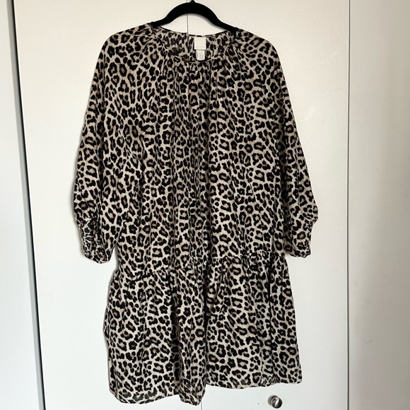 H&M Leopard Print BabyDoll Smock Dress - Picture 2 of 11